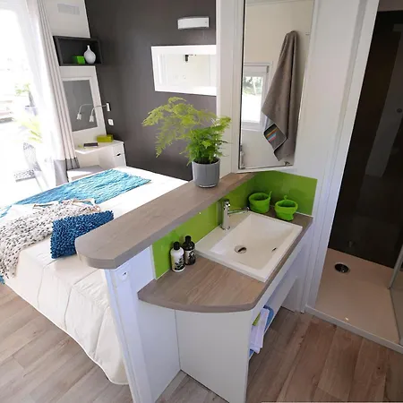 Paradis Le Grand' R Kemping 4*